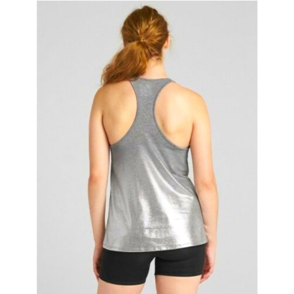 NWOT Gap metallic athletic breathe fit Tank silver ombré grey top